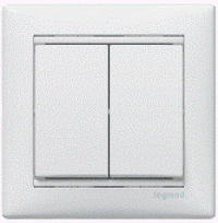 Legrand Valena  2- 